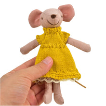 Load image into Gallery viewer, **Pre-order (Ships in 2-3 Weeks)**Miniature Mice