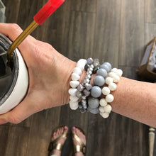 Load image into Gallery viewer, Silver Shells Stack and Stretch Bracelets Set