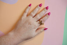 Load image into Gallery viewer, Butterfly Titanium Ring