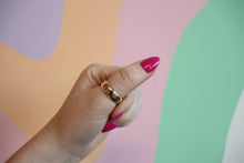 Load image into Gallery viewer, Shooting Stars Titanium Ring