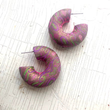 Load image into Gallery viewer, Violet Paisley Pattern Decoupage Chunky Tube Hoop Earrings