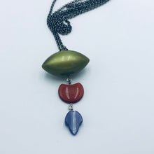 Load image into Gallery viewer, Olive &amp; Lilac Leaf Trinket Necklace - Long
