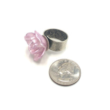 Load image into Gallery viewer, Flower Mini Corsage Cocktail Ring