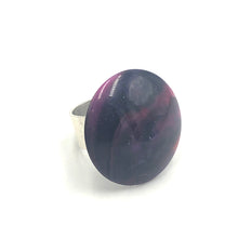 Load image into Gallery viewer, Violet &amp; Navy Marbled Cocktail Ring