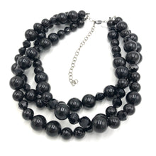 Load image into Gallery viewer, Black Shine Morgan Necklace
