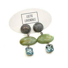 Load image into Gallery viewer, Pearl light sapphire &amp; Marbled Grey Trinket Earrings