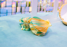 Load image into Gallery viewer, Seashell Hair Claws-2 Pack