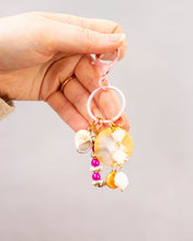 Load image into Gallery viewer, Pastel Shell Beaded Bag Charm