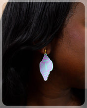 Load image into Gallery viewer, Painted Conch Shell Earrings