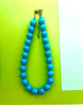Load image into Gallery viewer, Deep Turquoise Lucite Marco Necklace