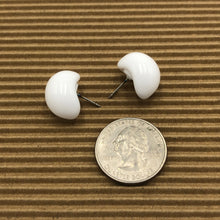 Load image into Gallery viewer, Curled Bud Stud Earrings