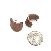 Load image into Gallery viewer, Shabby Metallic Copper Curled Petal Stud Earrings
