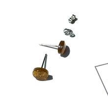 Load image into Gallery viewer, Gold Glitter Oval Stud Earrings