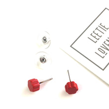 Load image into Gallery viewer, Tomato Red Deco Daisy Flower Stud Earrings