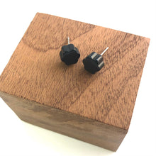 Load image into Gallery viewer, Black Deco Daisy Stud Earrings