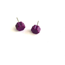 Load image into Gallery viewer, Deco Daisies Flower Stud Earring Set - Lucite Post Earrings - Black Cherry Red Purple