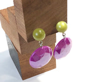 Load image into Gallery viewer, Violet &amp; Olive Green Faceted Disc Geo Drop Earrings