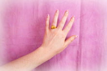 Load image into Gallery viewer, Mermaid Crown - Shell Titanium Ring