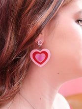 Load image into Gallery viewer, Groovy Heart Earrings