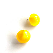 Load image into Gallery viewer, Yellow Aura Glow Retro Button Studs