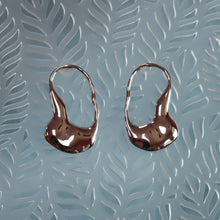 Load image into Gallery viewer, Titanium Organic Waterfall Earrings