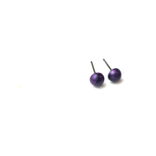 Load image into Gallery viewer, Purple Capiz Marbled Lucite Stud Earrings