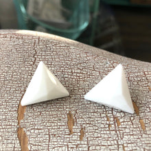 Load image into Gallery viewer, White Faceted Triangle Stud Earrings