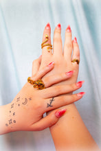 Load image into Gallery viewer, Titanium Chunky Wavy Ring