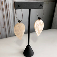 Load image into Gallery viewer, Shell Quilted Glow Resin Gun Metal Hoop Earrings