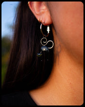 Load image into Gallery viewer, Scaredy Cat Earrings (gold tops)