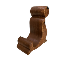 Load image into Gallery viewer, Wooden Seal Phone Holder (Dark Oak)