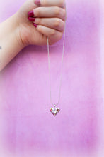 Load image into Gallery viewer, The Queens Shimmering Necklace