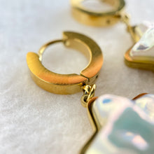 Load image into Gallery viewer, Pearl Titanium Earrings
