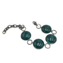 Load image into Gallery viewer, Emerald Marbled Domed Stations Bracelet