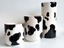 Load image into Gallery viewer, Cow Print Vase