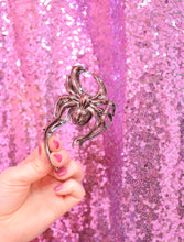 Load image into Gallery viewer, Dramatic Spider Hair Claw