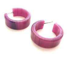 Load image into Gallery viewer, Violet Purple Marbled Parker Hoop Earrings