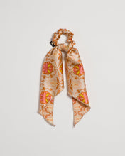 Load image into Gallery viewer, Queen of the Highway - Convertible Scrunchie Tie