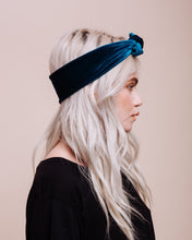 Load image into Gallery viewer, Mystic Seas - Scarf Tie