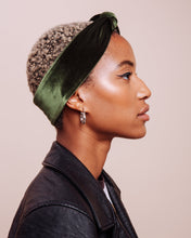 Load image into Gallery viewer, &#39;70s Dream - Scarf Tie