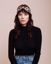 Load image into Gallery viewer, Devil in Disguise: Champagne - Headwrap