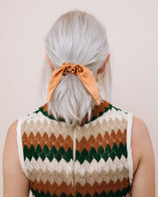 Load image into Gallery viewer, Hickory Wind - Scrunchie Tie