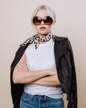 Load image into Gallery viewer, Devil in Disguise: Champagne - Convertible Scrunchie Tie
