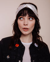Load image into Gallery viewer, The Thunders: White - Headwrap