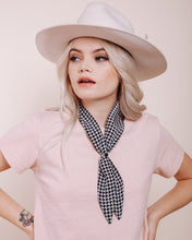 Load image into Gallery viewer, French Connection - Scarf Tie