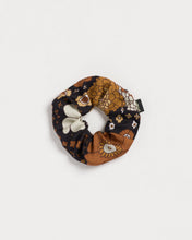 Load image into Gallery viewer, California Dreamin' - Scrunchie