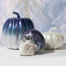 Load image into Gallery viewer, Small capiz pumpkin, pearl