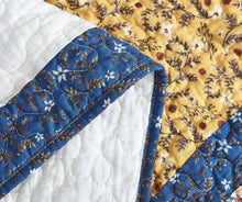 Load image into Gallery viewer, Tache Prairie Sunset White Blue Yellow Brown Floral Cotton Patchwork Quilt Set (JHW-887)
