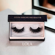 Load image into Gallery viewer, LOLA LUXURY MINK LASHES