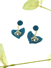 Load image into Gallery viewer, Lotus Flower Earrings